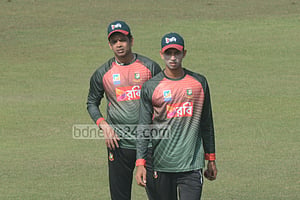 রাজ্জাকের প্রত্যাবর্তনে নাঈমের শুরু