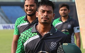 মোহামেডানকে জেতালেন ‘অলরাউন্ডার’ তাইজুল