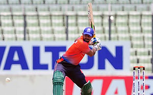 আশরাফুলকে ছাপিয়ে নায়ক শাহরিয়ার