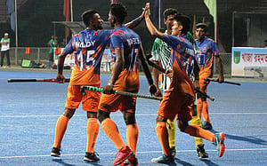 ফাইনালে আবাহনীর প্রতিপক্ষ মেরিনার্স