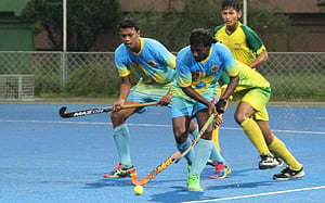 জয়ে ফিরল আবাহনী