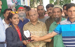 শেরপুরে ক্রিকেটার জ্যোতিকে সংবর্ধনা