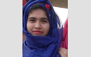 মারা গেল ভোলার এসিড দগ্ধ মালা