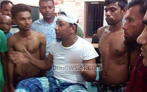 কালকিনি পৌর মেয়রকে কুপিয়ে জখম