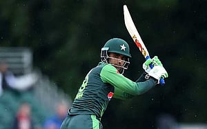 ফখরের ব্যাটে রেকর্ডের বন্যা
