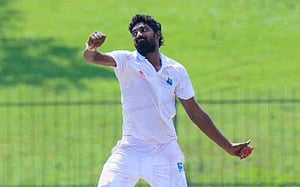 শ্রীলঙ্কা ওয়ানডে দলে নতুন মুখ প্রভাত জয়াসুরিয়া