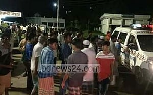 নরসিংদীতে বাস-লেগুনা সংঘর্ষে নিহত ১১