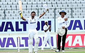 তৃতীয় দিনে মার্শালের ফিফটি, ব্যর্থ আশরাফুল