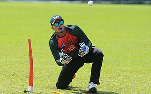 সোহানদের সম্মিলিত প্রচেষ্টায় পেরে উঠল না খেলাঘর