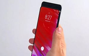স্লাইডার ফোনের মিছিলে যোগ দিলো লেনোভো
