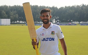 মার্শালের অপরাজিত সেঞ্চুরি