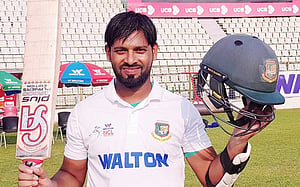 মজিদের অসাধারণ সেঞ্চুরি, শেষ জুটিতে শতরান