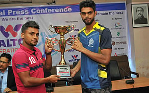 দারুণ অর্জনের হাতছানিতে মুখোমুখি আবাহনী-বসুন্ধরা