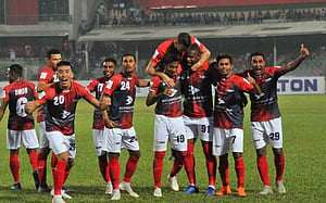 মতিনের হ্যাটট্রিকে বসুন্ধরার বড় জয়