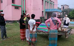 মেহেরপুরে গুলিবিদ্ধ লাশ, পাশে অস্ত্র-মাদক
