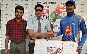 রান উৎসবের ম্যাচে দুই নাঈম ও সাব্বিরের সেঞ্চুরি