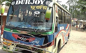 বরিশালে বাস-মাহেন্দ্র সংঘর্ষে নিহত ৭