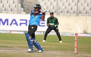 আবাহনীর জয়ে জহুরুলের ৪ রানের হতাশা