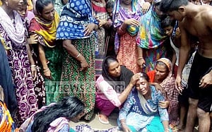 মৌলভীবাজারে বজ্রপাতে দুই বোনের মৃত্যু