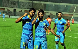 ৮ গোলের ম্যাচে ব্রাদার্সকে হারাল আবাহনী