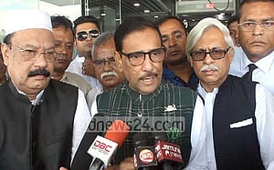খালেদা জিয়া যা পারেননি, শেখ হাসিনা তা দেখাচ্ছেন: কাদের