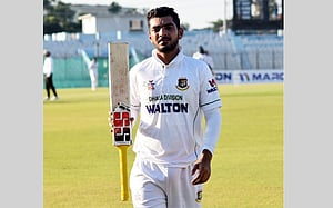 সাইফ ও মজিদের দারুণ সেঞ্চুরি