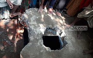 বগুড়ায় সেপটিক ট্যাংকে পড়ে দুই শ্রমিকের মৃত্যু
