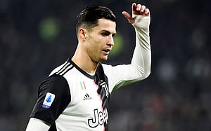 রোনালদোর ফিটনেস ও আচরণ নিয়ে প্রশ্ন