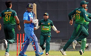 মিরপুরে রোমাঞ্চকর লড়াইয়ে ভারতকে হারাল পাকিস্তান