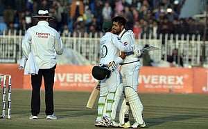 ধনাঞ্জয়ার ৫ দিনে সেঞ্চুরি, আবিদের ইতিহাস