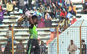 ফ্লেচারের সেঞ্চুরিতে থামল খুলনার জয়রথ