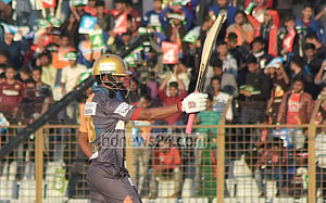 চার্লসের ছক্কা উৎসব ম্লান তামিম-মেহেদির ব্যাটে