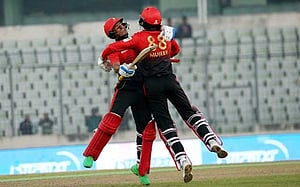 শেষ বলে সানজামুলকে থামিয়ে মুজিবকে নামানো যে কারণে