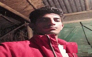 ফেইসবুকে প্রধানমন্ত্রীর ‘বিকৃত’ ছবি দিয়ে সিরাজগঞ্জের এক কলেজছাত্র আটক