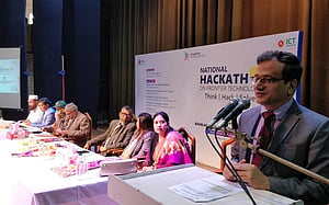 সমস্যার প্রযুক্তিভিত্তিক সমাধান খুঁজতে হ্যাকাথন