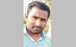 ফেনীতে মোটরসাইকেল দুর্ঘটনায় যুবকের মৃত্যু