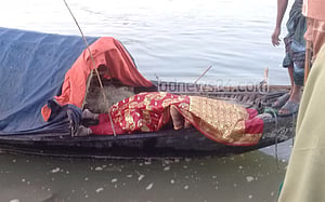 পদ্মায় নৌকাডুবি: বধূসাজেই ভেসে এলো সুইটির লাশ