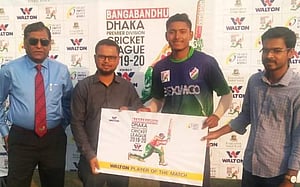 ব্যর্থ সাব্বির, অভিষেকে উজ্জ্বল অভিষেক