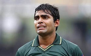 আকমলের নিষেধাজ্ঞা কমল আরও ৬ মাস