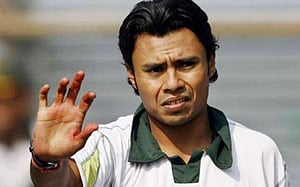‘হিন্দু বলেই বৈষম্যের শিকার’, ফের অভিযোগ কানেরিয়ার