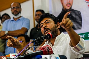নিক্সন চৌধুরীর বিরুদ্ধে ইসির মামলা