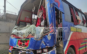 টাঙ্গাইলে বিকল বাসে ট্রাকের ধাক্কা, নিহত ৬