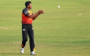 বাবার মৃত্যুশোক সামলে শেষের নায়ক শহিদুল