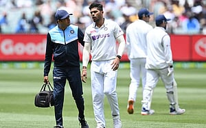 এবার উমেশকে হারাল ভারত