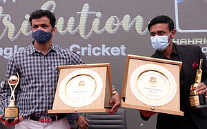 রাজ্জাক-শাহরিয়ার, গল্পটি আশ্চর্য নিবেদনের