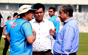 টেস্ট ক্রিকেটের বাংলাদেশ: ‘সর্বাঙ্গে ব্যথা, ওষুধ দেব কোথা’