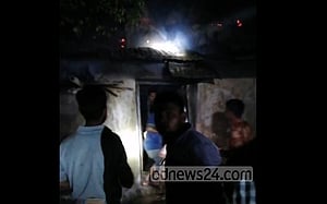 কক্সবাজারে জীবন্ত দগ্ধ ঘুমন্ত তিন ভাই-বোন