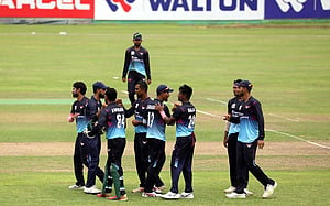 ১১৮ রান করেও জিতল দোলেশ্বর