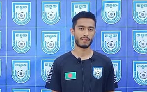 অভিষেকের ১০ মিনিট নিয়ে রোমাঞ্চিত কানাডা প্রবাসী রাহবার