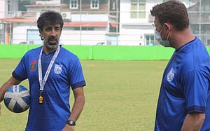 কিংস ও বাংলাদেশ দল এক নয়: ভারত কোচ